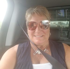 Meet your Posher, Joyce